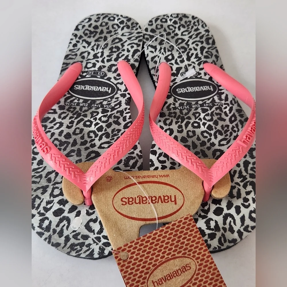 NEW! || HAVAIANAS || Youth 3/4 flip flops, leopard print and pink